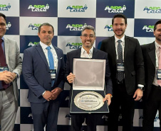 PORTOS DO PARANÁ - Infraestrutura e inovação logística colocam Portos do Paraná entre os melhores das Américas em Lima no Peru