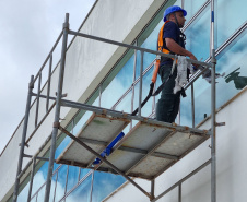 Setor de serviços do Paraná cresceu de 2,5% de janeiro a novembro de 2025, aponta IBGE