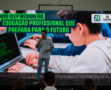 ESCOLA DE MEDIANEIRA