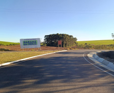 Pavimentação da PR-990 em Rebouças