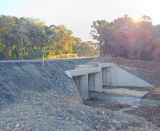 Pavimentação da PR-990 em Rebouças