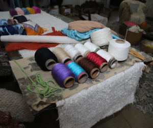 FEITO NO PARANA - Casulo Feliz empresa de Maringa que produz fio de seda de forma manual, aproveitando os casulos impróprios para a indústria e também reciclando os subprodutos dessa mesma matéria-prima.07/10/2020 - Foto: Geraldo Bubniak/AEN