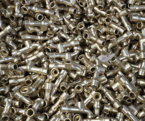 Fabricação de metais sanitários gera emprego e renda para Loanda e região. Foto: José Fernando Ogura/AEN