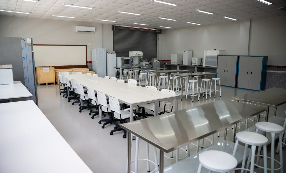 ESCOLA DE MEDIANEIRA