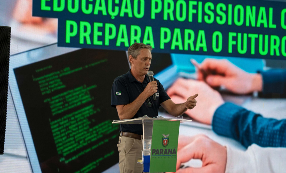 ESCOLA DE MEDIANEIRA