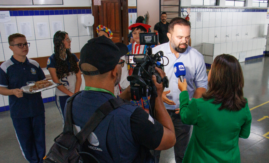 Com novidades, 1 milhão de estudantes da rede estadual voltam às aulas no Paraná